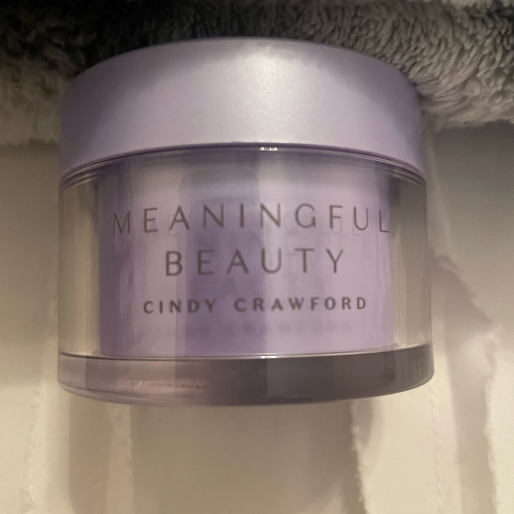 Meaningful Beauty Age Recovery Night Crème in Soft Purple